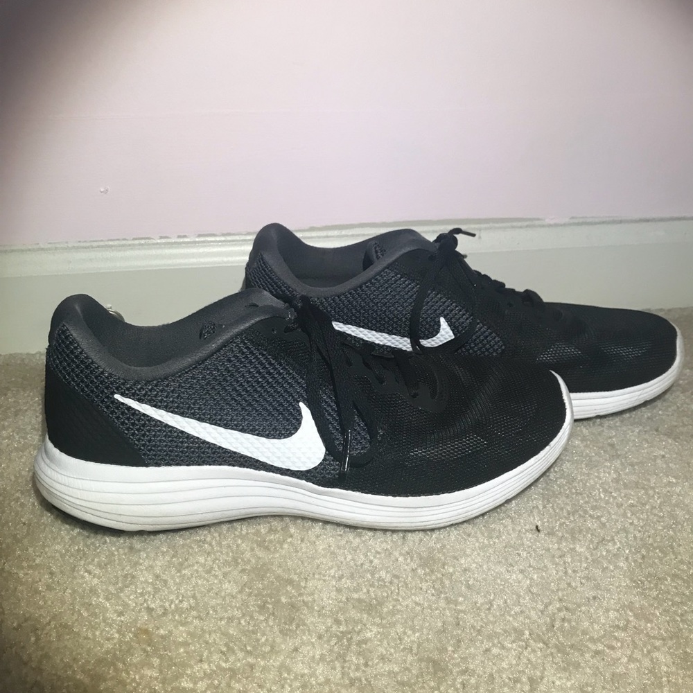 Mens Nike Tennis Shoes